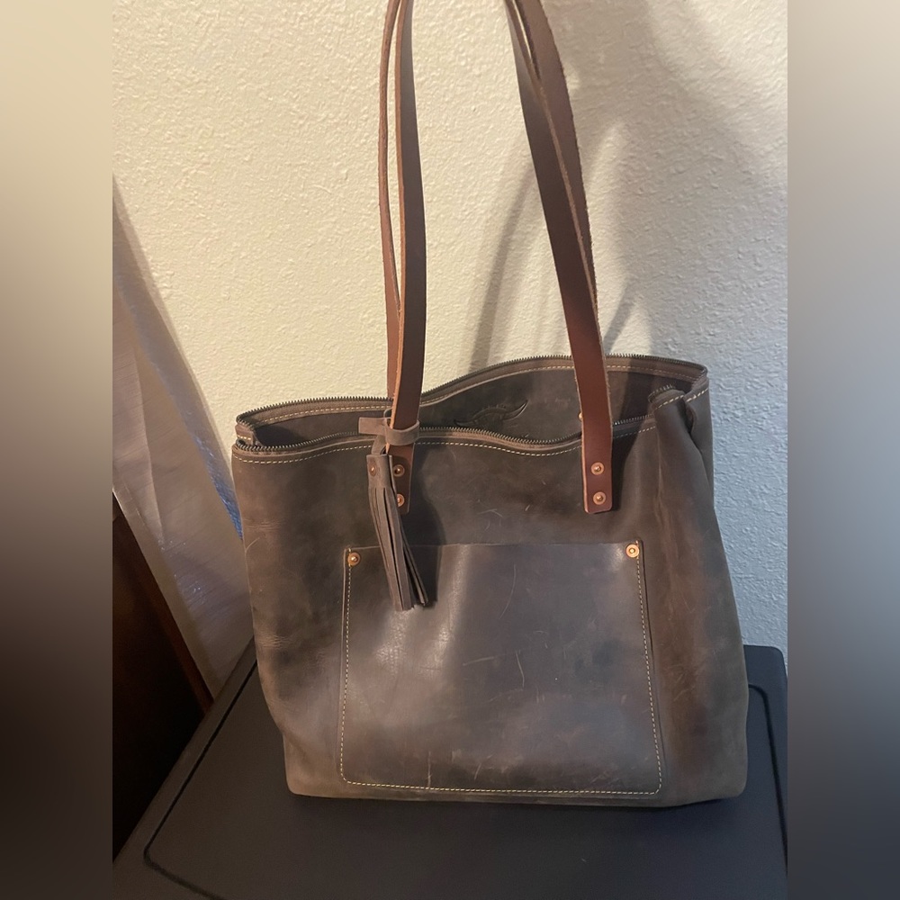 Brown San Tan leather tote